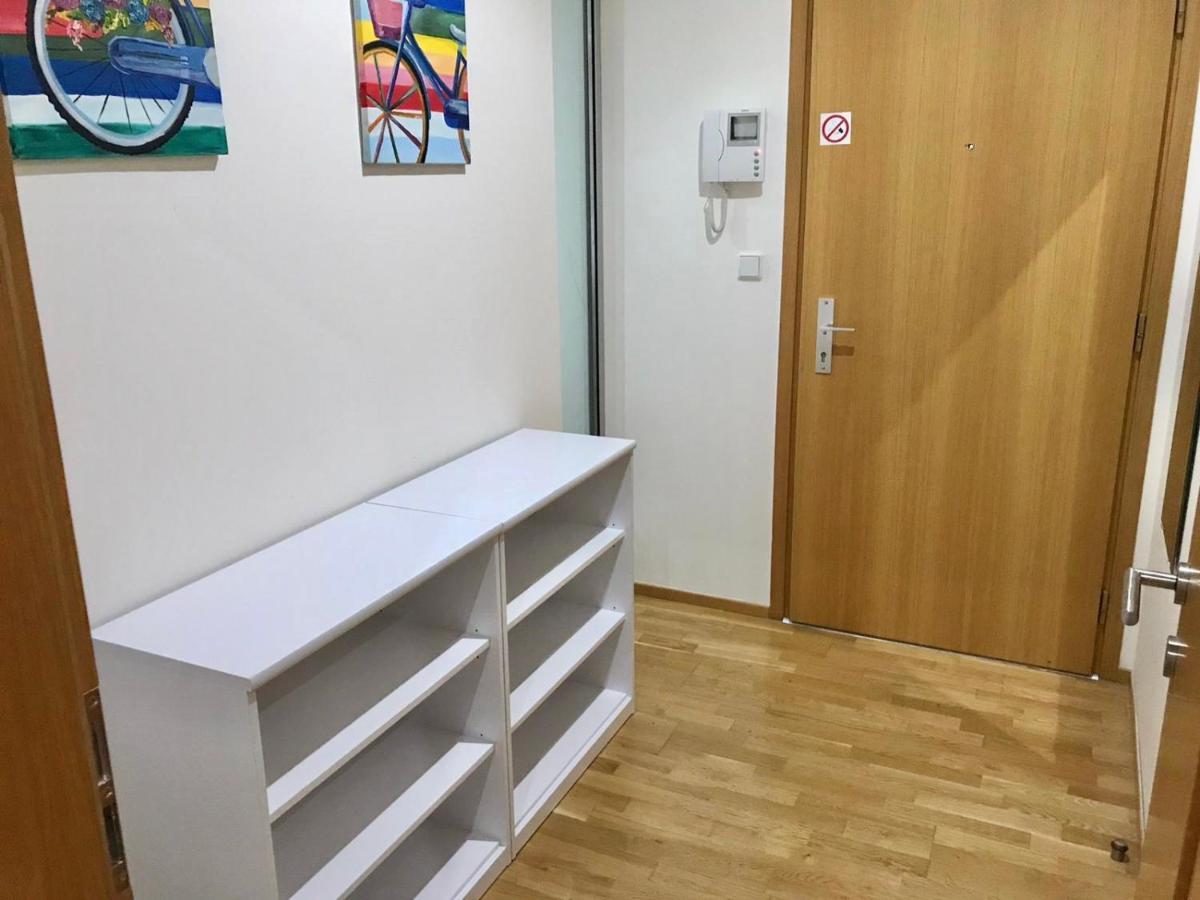 Apartment Korunni Dvur 130M2, 2 Free Parkings Praga Esterno foto